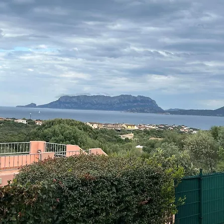 Casa Valeale2 بيت للعطل أولبيا
