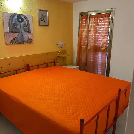 Semesterbostad Casa Valeale2 *